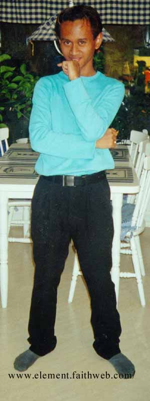 2be.jpg (29603 bytes)