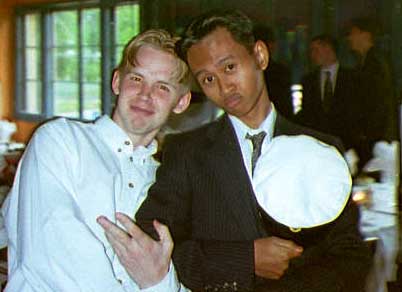 djmixnme.jpg (22674 bytes)