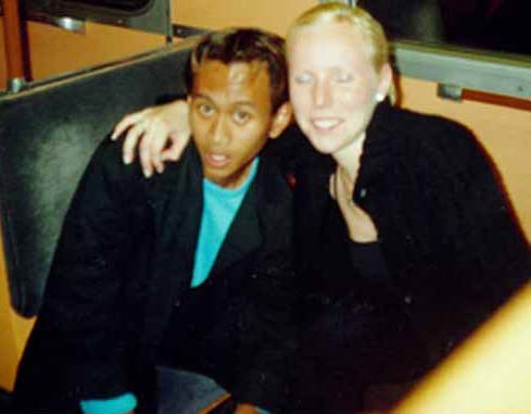 vaaaaaa.jpg (24624 bytes)